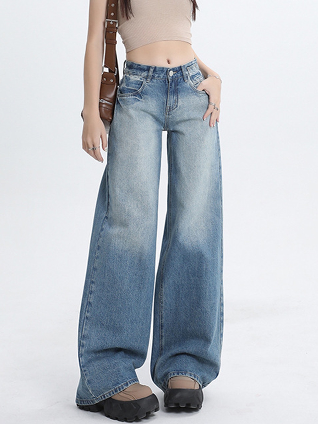 

LULU & SKY Women Wide Leg Heavy Fade Mid-Rise Jeans, Blue
