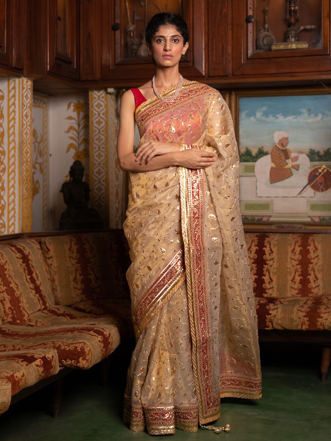 

Geroo Luxe Embellished Embroidered Tissue Kota Saree, Gold