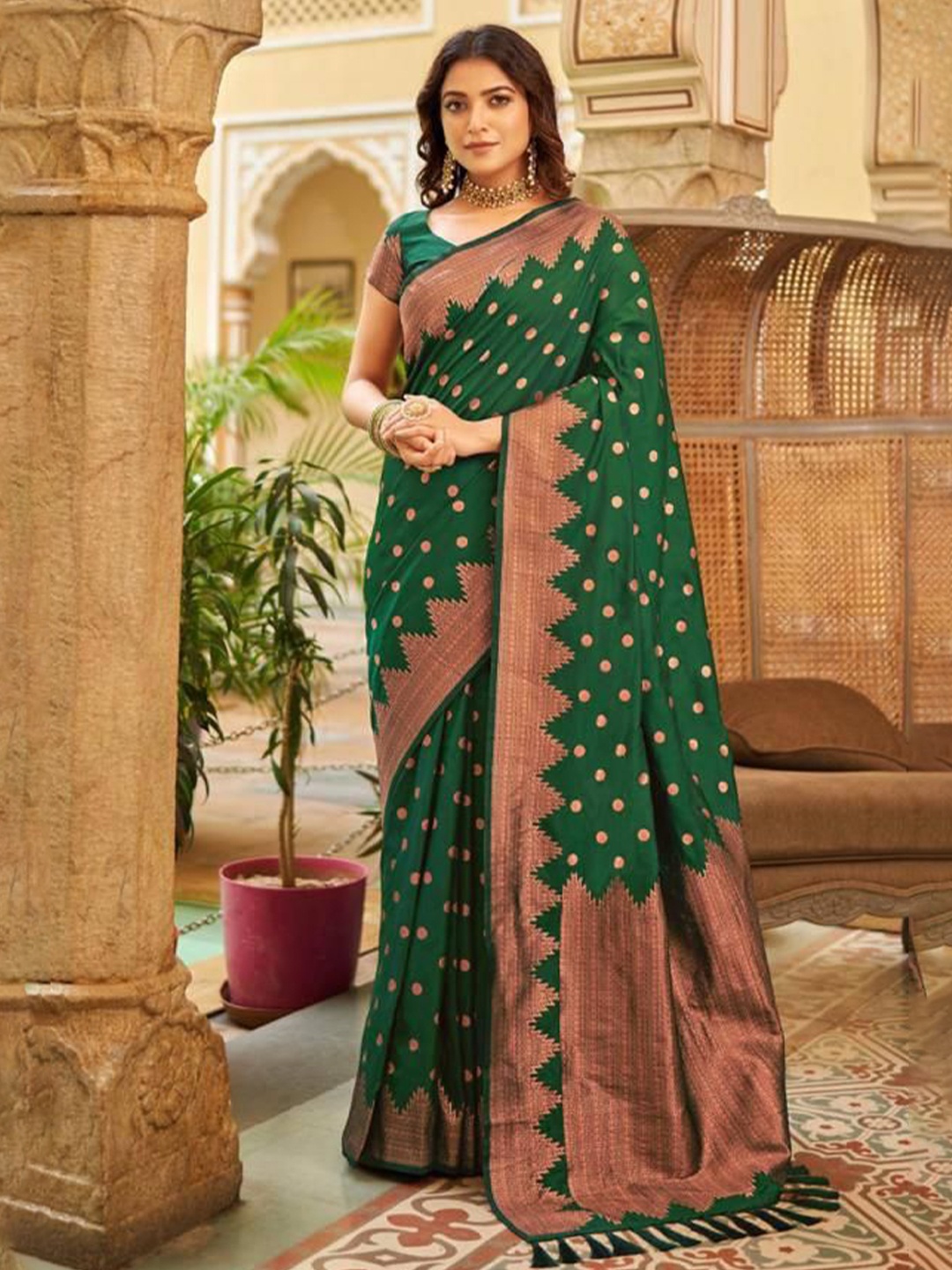 

Fashion Booms Polka Dots Woven Design Zari Pure Silk Banarasi Saree, Green