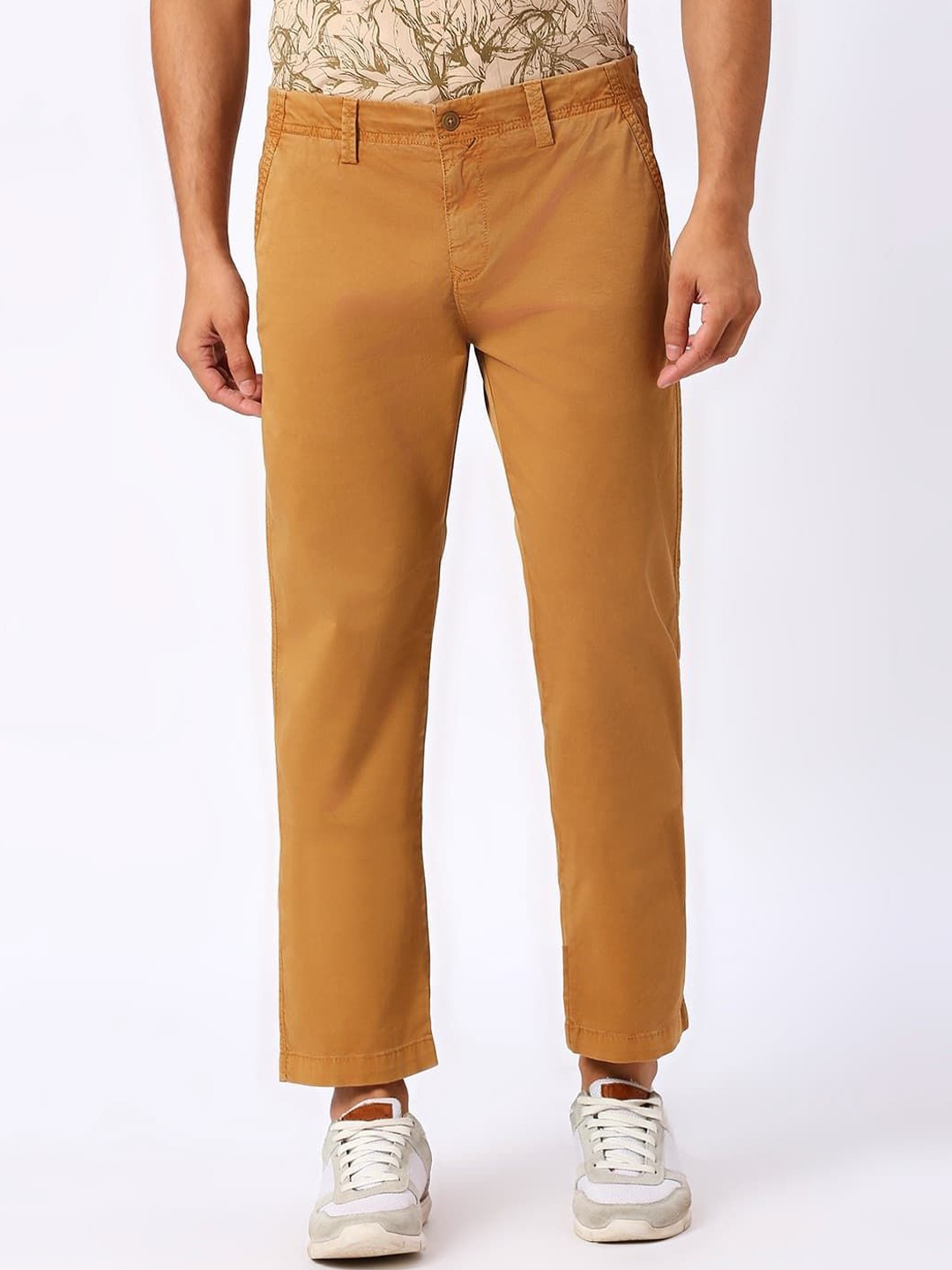 

Basics Men Trousers, Khaki