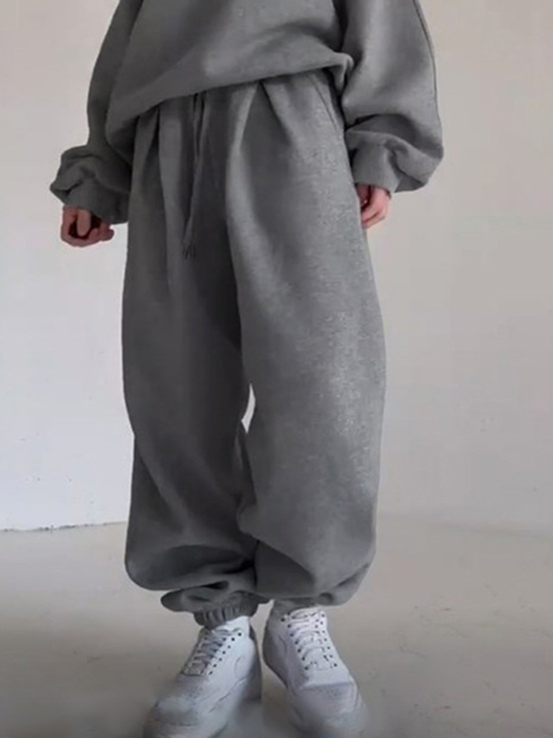 

LULU & SKY Women High-Rise Jogger Trousers, Grey