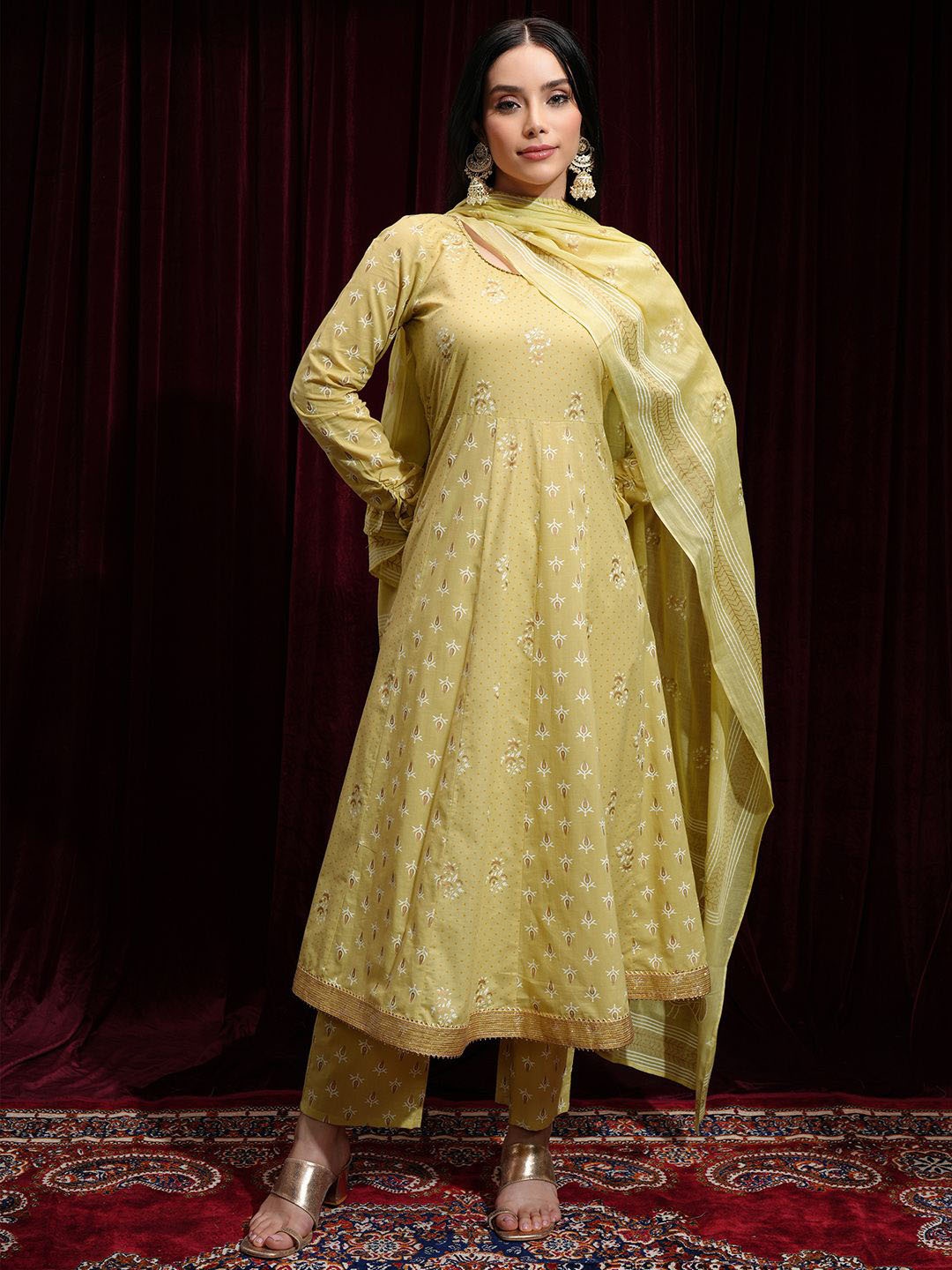 

Vishudh Floral Printed Ruched Sleeves Gotta Patti Anarkali Kurta With Trousers & Dupatta, Yellow