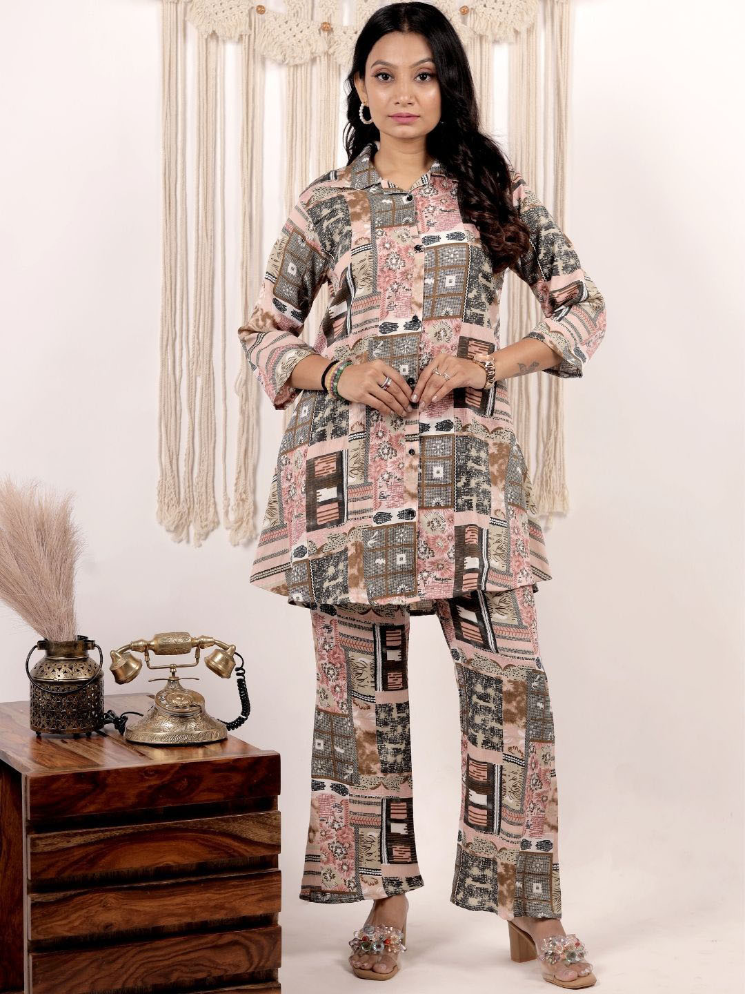 

NIJANAND TEXTILE Shirt Collar Printed Pure Cotton Top With Trousers, Peach