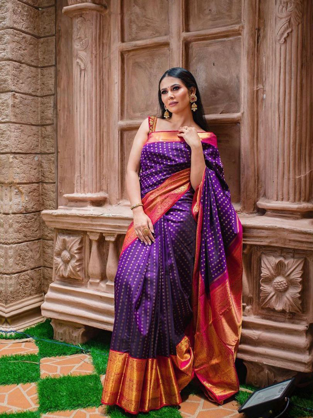 

Visit Wear Woven Design Zari Pure Silk Banarasi Saree, Purple