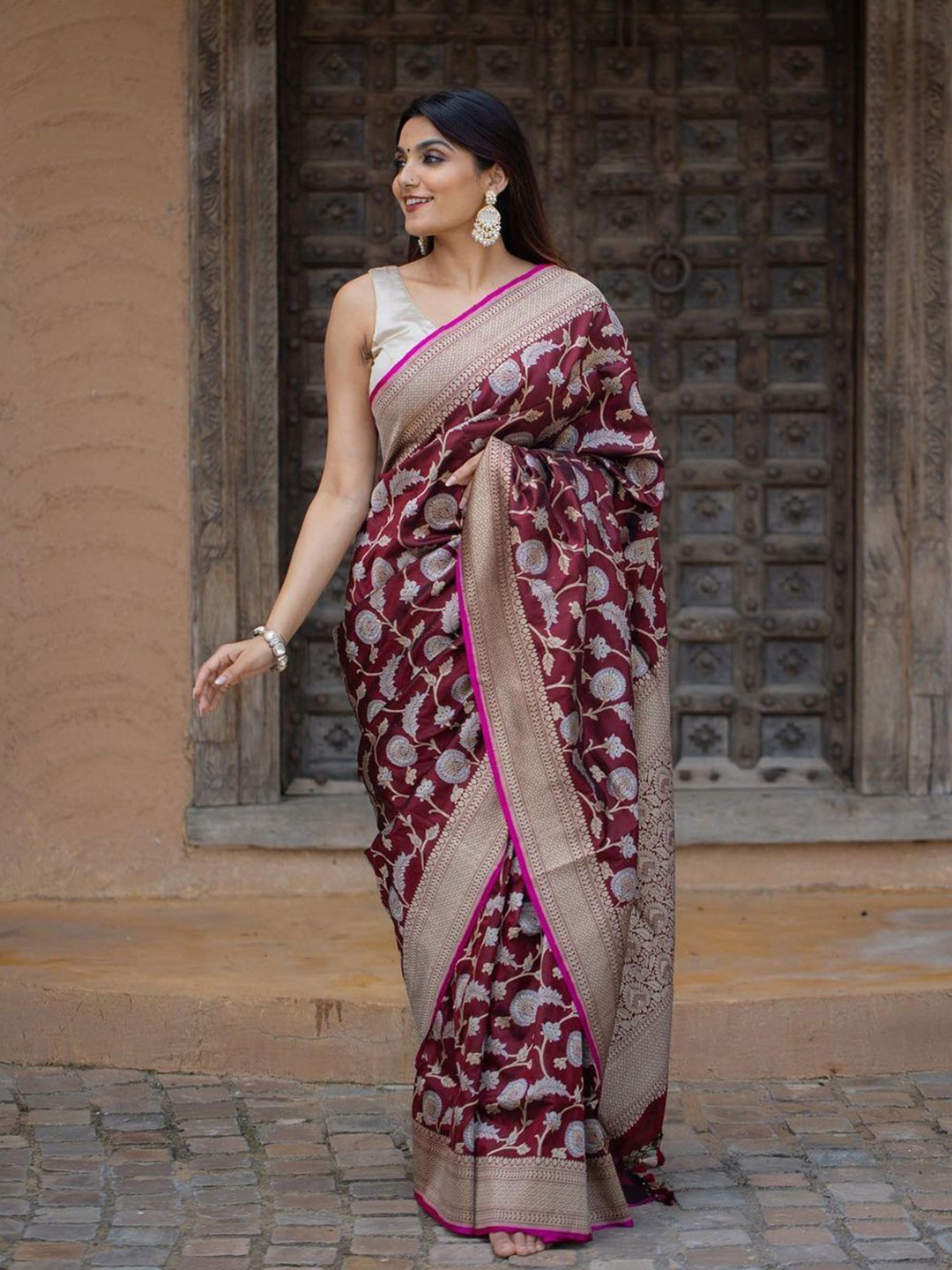 

Visit Wear Woven Design Zari Pure Silk Banarasi Saree, Maroon