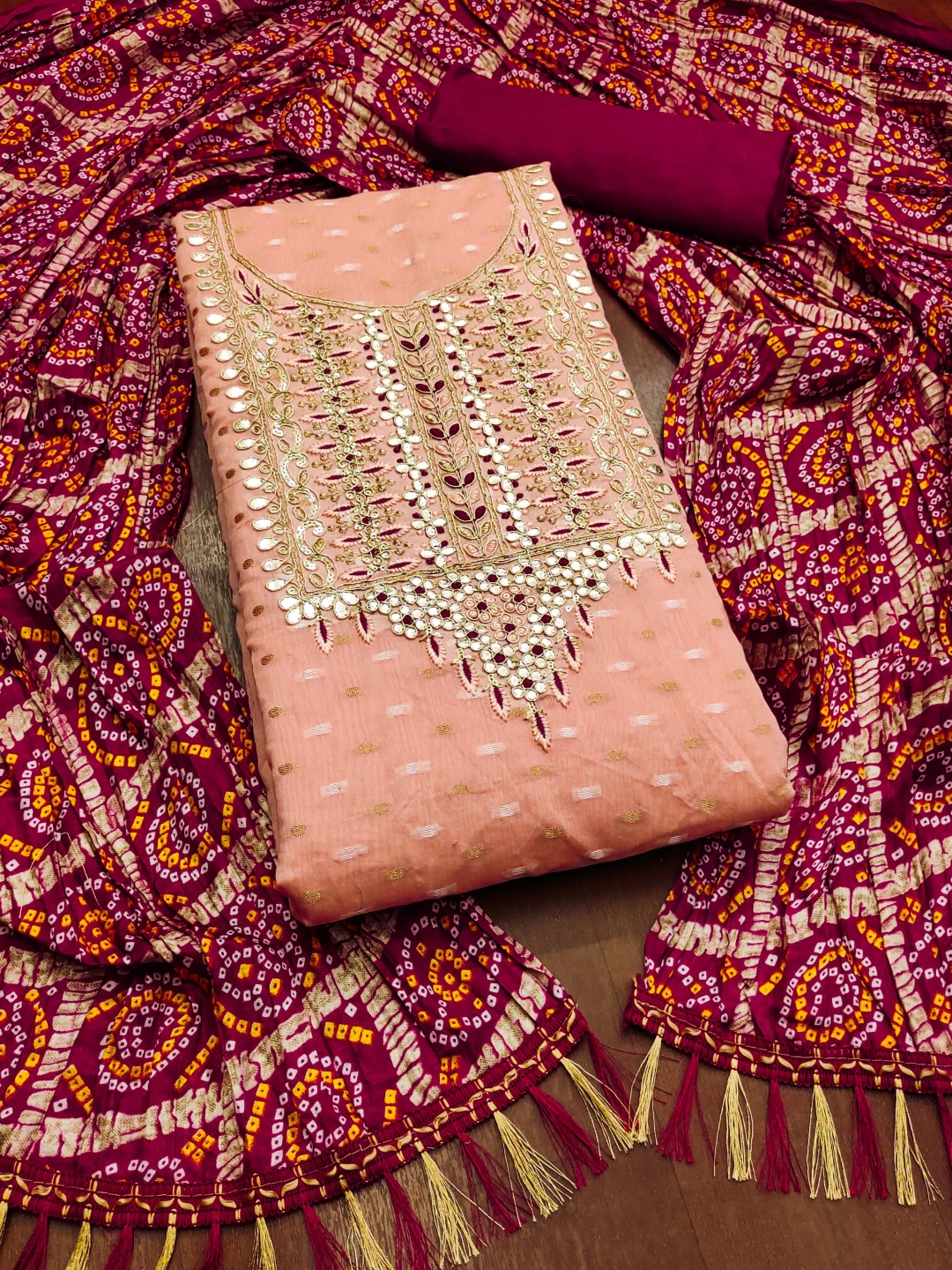 

Maroosh Floral Embellished Zari Unstitched Dress Material, Peach