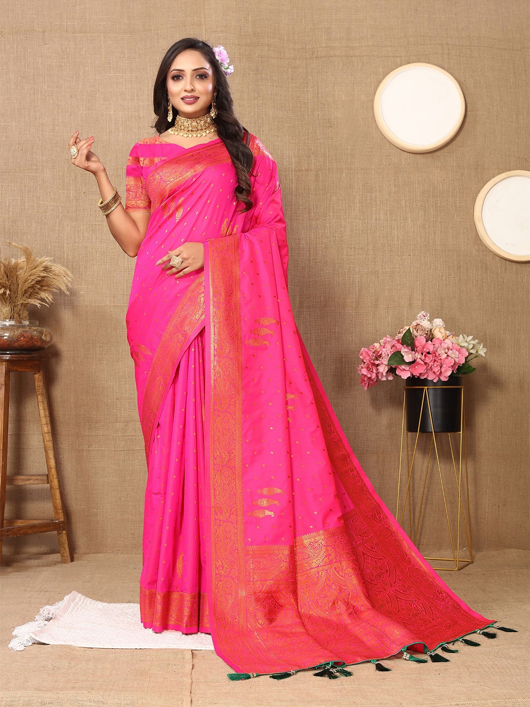 

Anaita Woven Design Zari Banarasi Saree, Pink