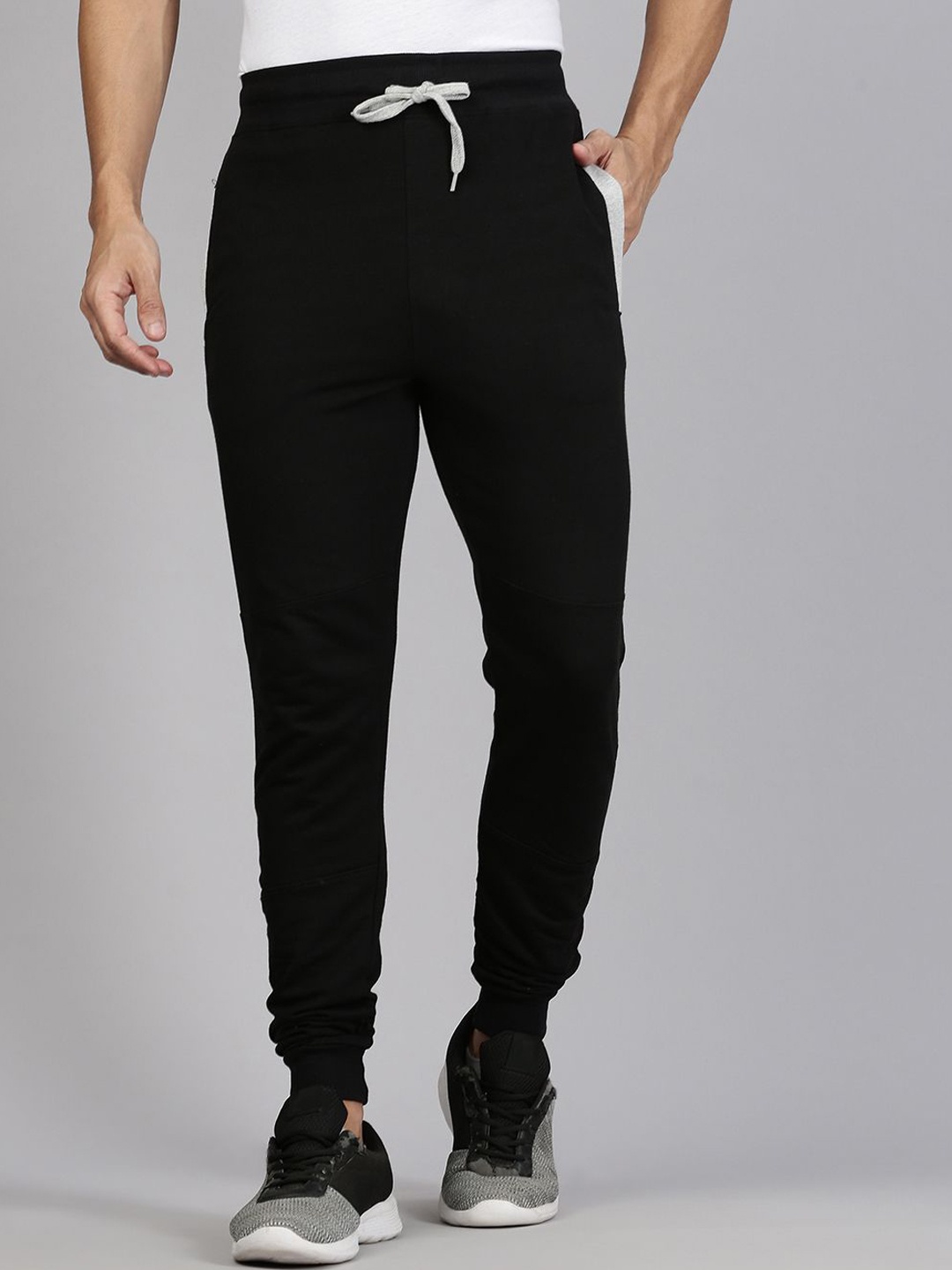 

MADSTO Men Cotton Joggers, Black