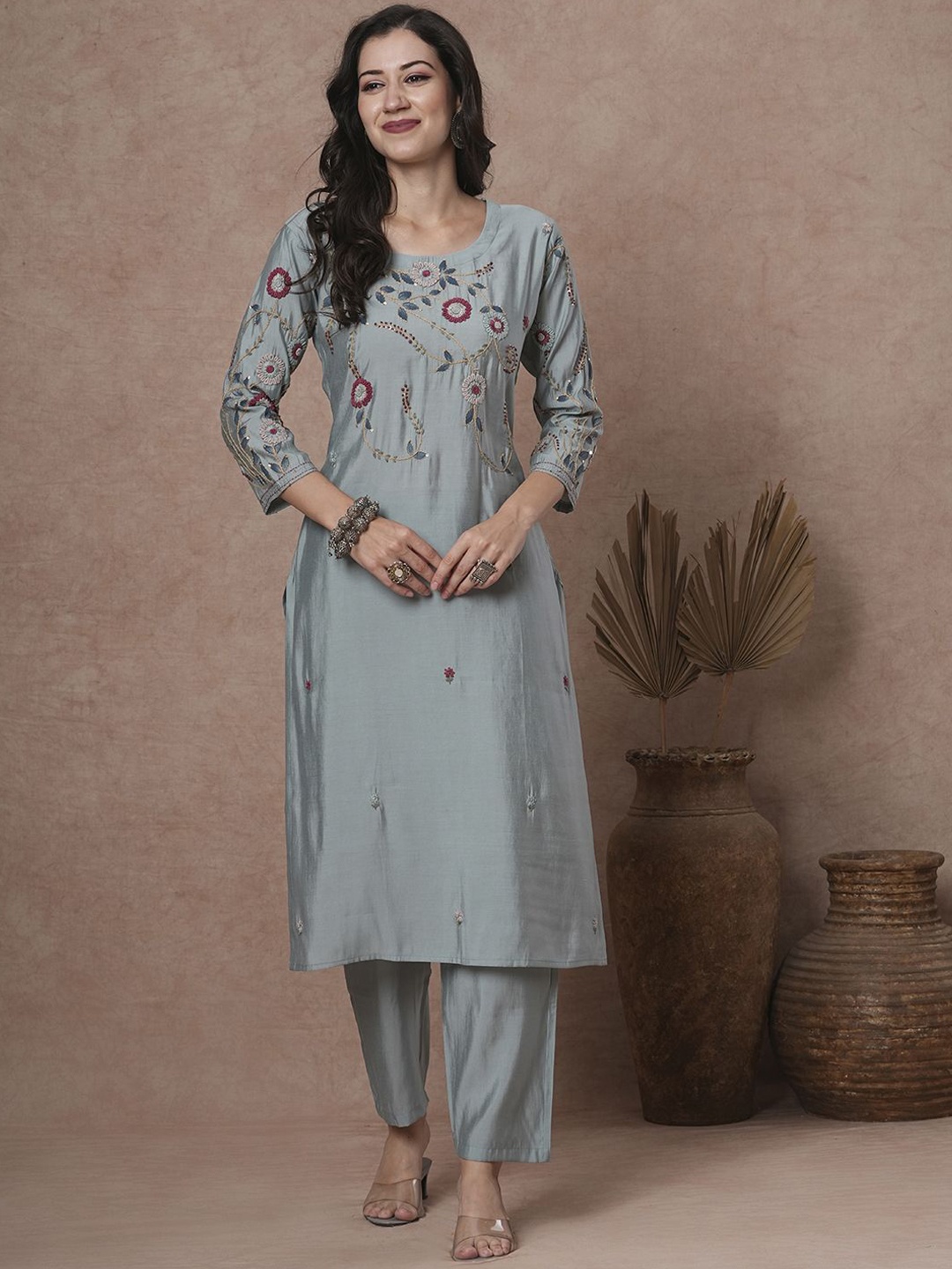 

FASHOR Green Floral Embroidered Round Neck Three-Quarter Sleeves Top With Trouser