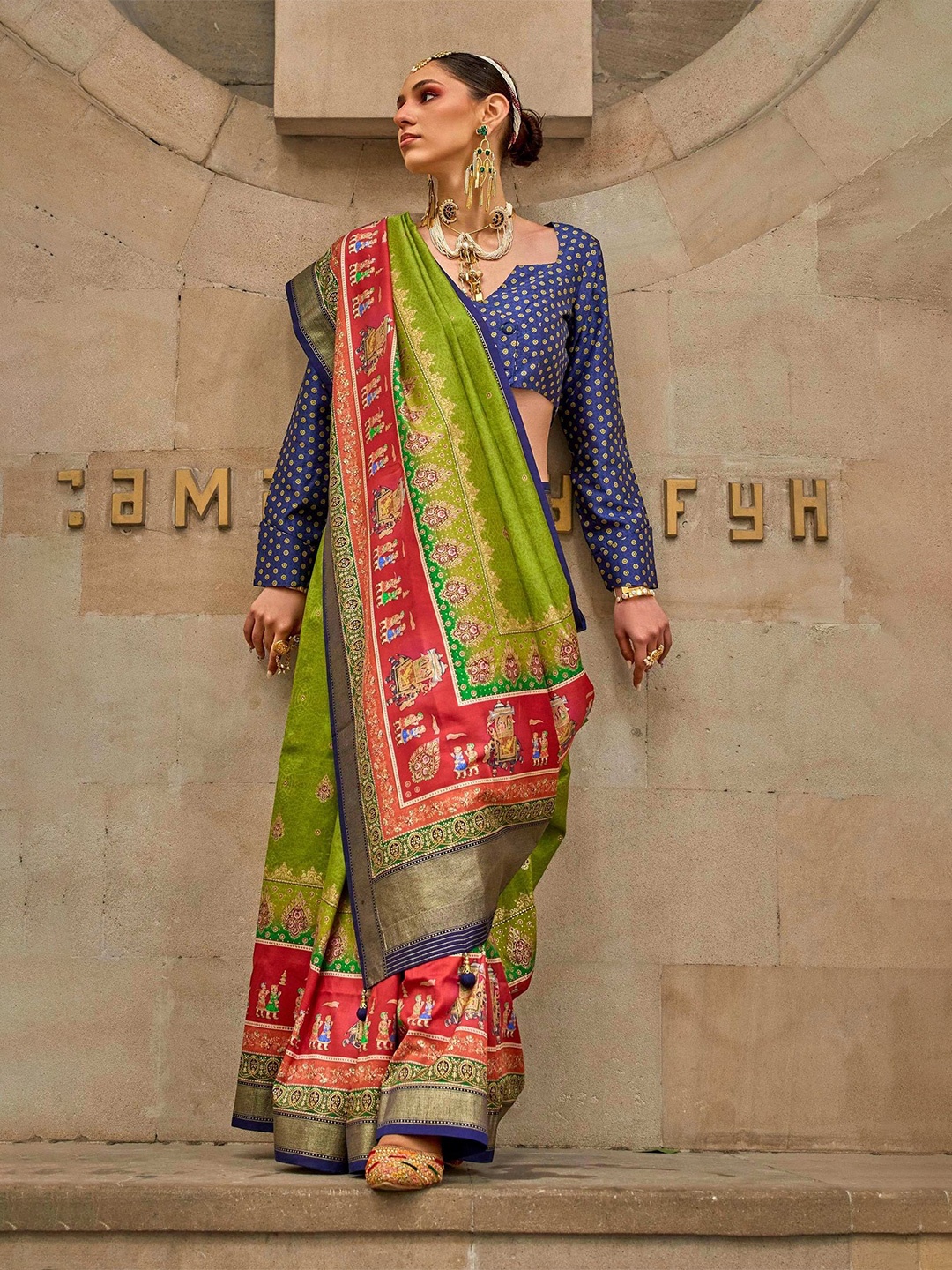 

MAHALASA Woven Design Zari Patola Saree, Green