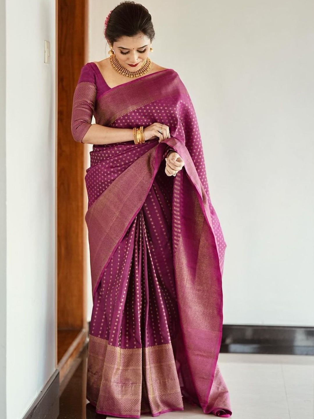 

Visit Wear Woven Design Zari Pure Silk Banarasi Saree, Purple