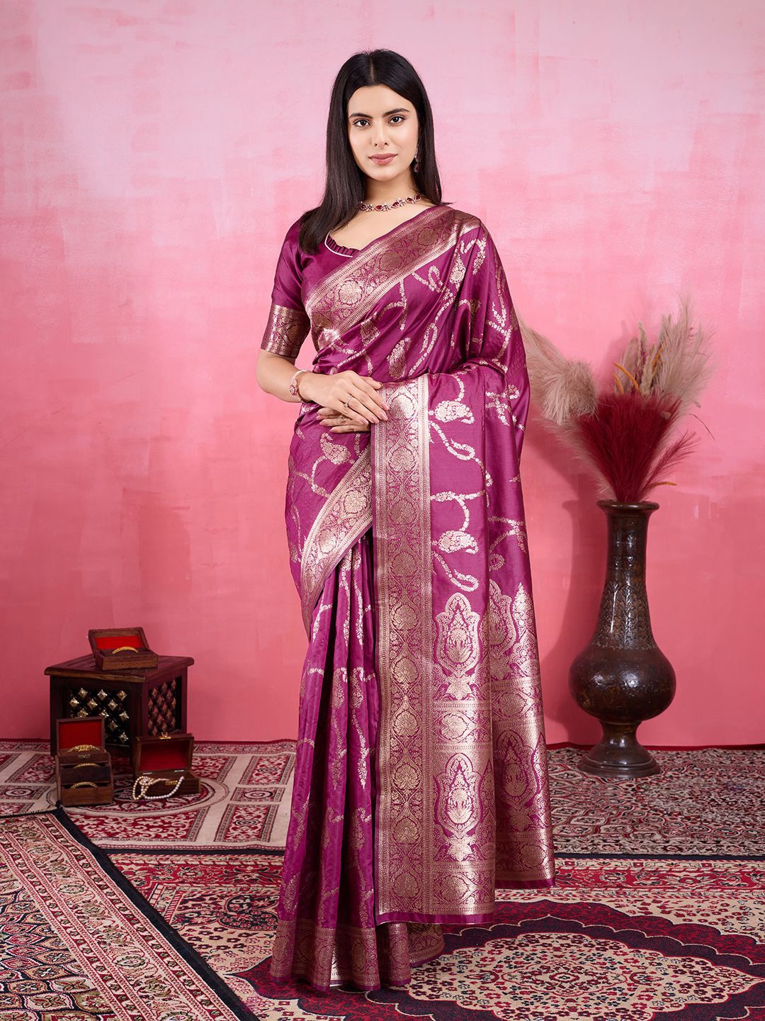 

KAYOMMI Ethnic Motifs Zari Pure Silk Banarasi Saree, Purple