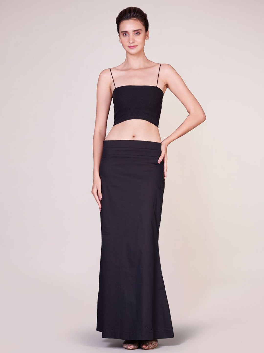 

I AM BY DOLLY JAIN D'Coat Simple With Extender Pettocoat Saree Shapewear, Black