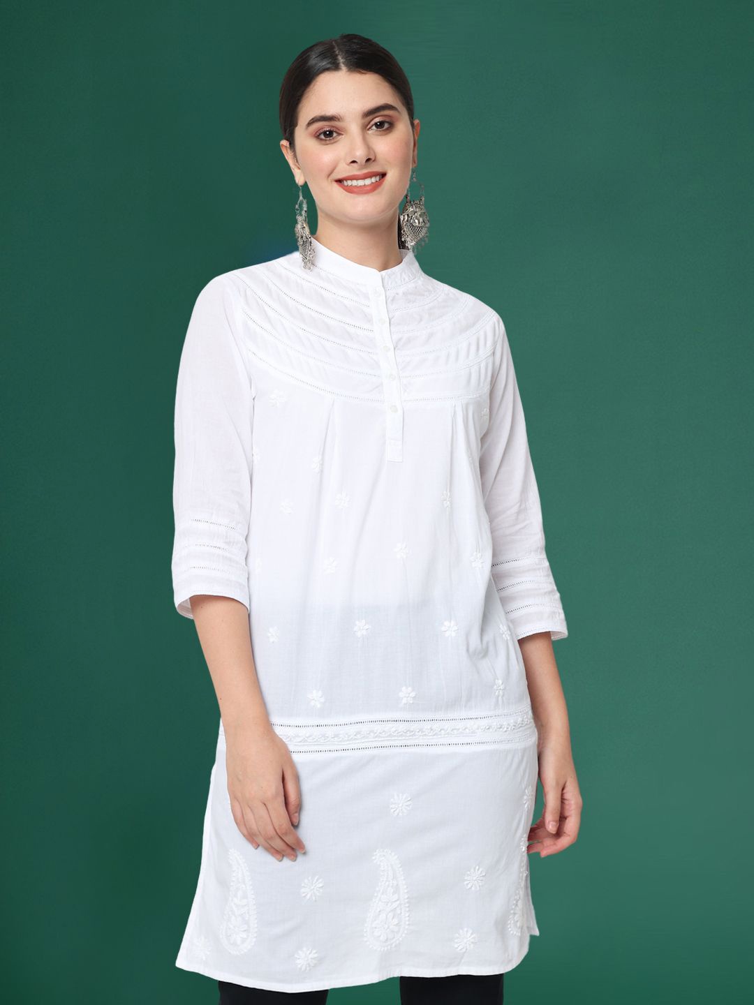 

PARAMOUNT CHIKAN Women Embroidered Lucknowi Chikankari Cotton Kurti, White