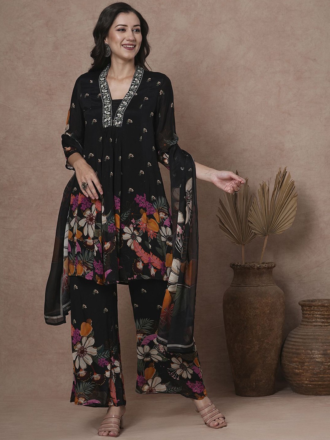 

FASHOR Floral Printed Pleated Beads and Stones A-Line Kurti With Palazzo & Dupatta, Black