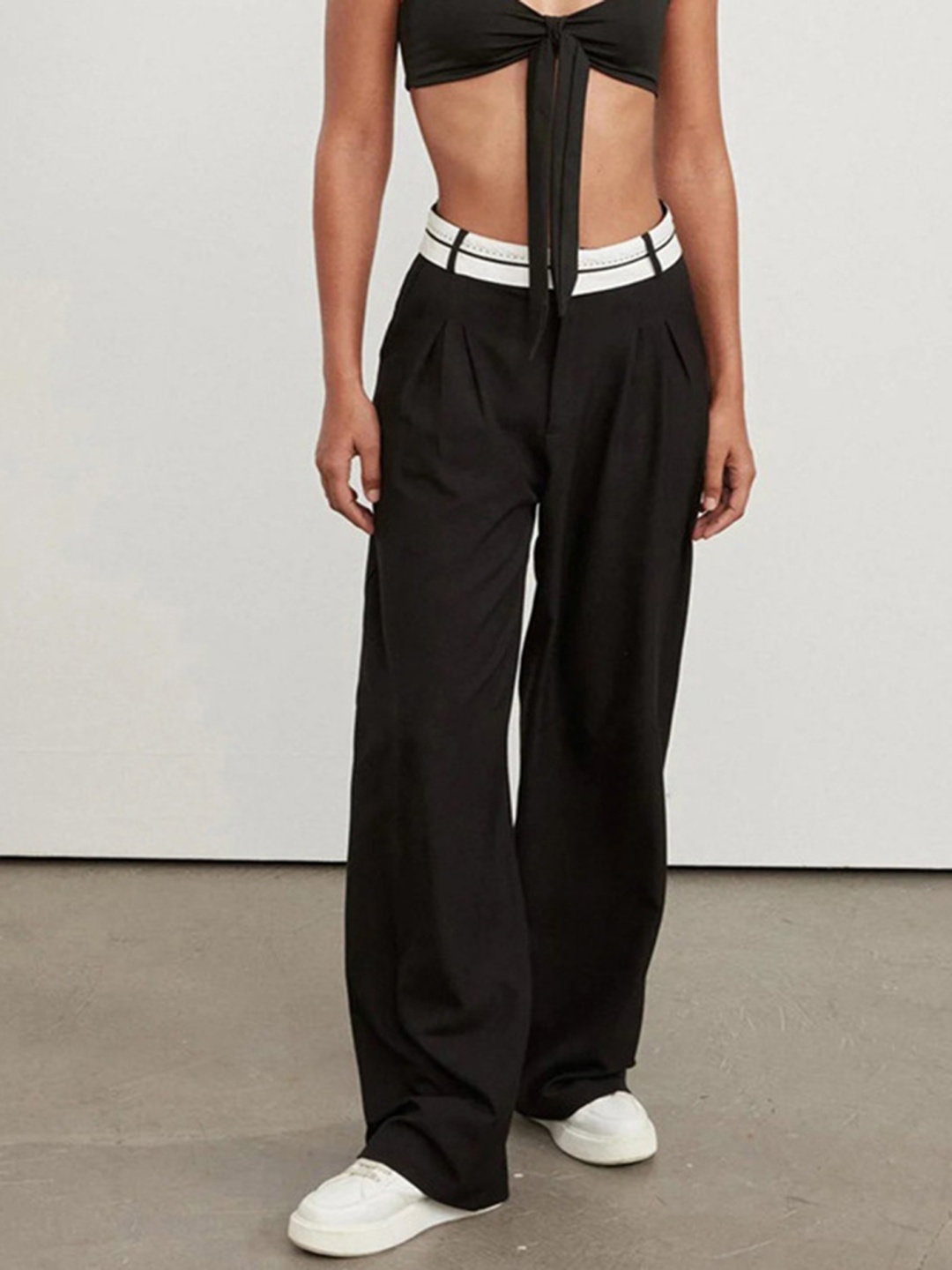 

LULU & SKY Women Loose Fit High-Rise Pleated Trousers, Black
