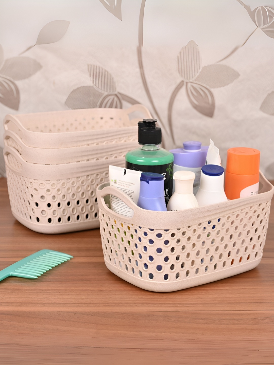 

eha Cream Colored 4 Pieces Water Resistant Baskets