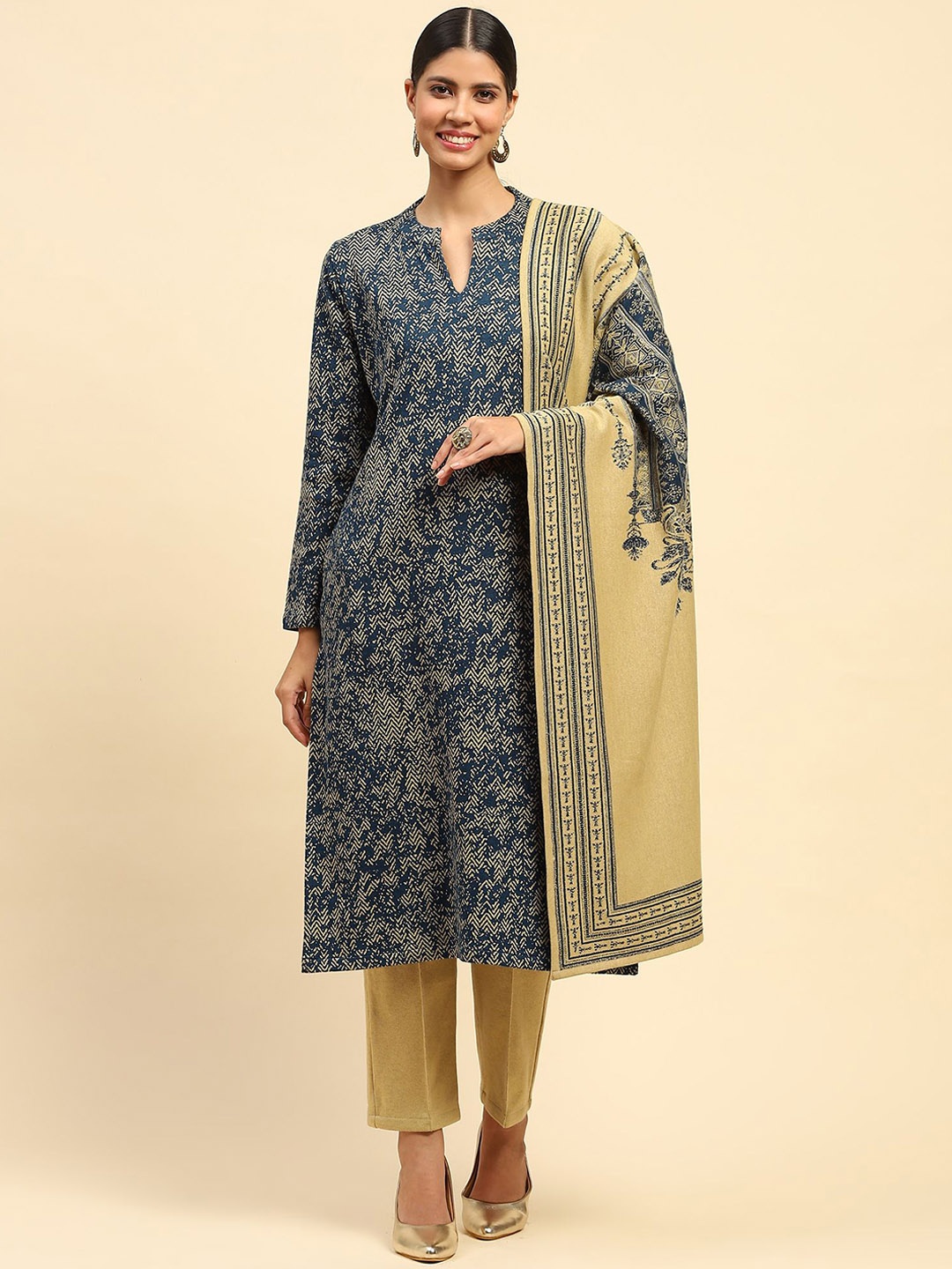 

Me&I Mandarin Collar Geometric Woven Design Straight Kurta with Trouser & Dupatta, Beige