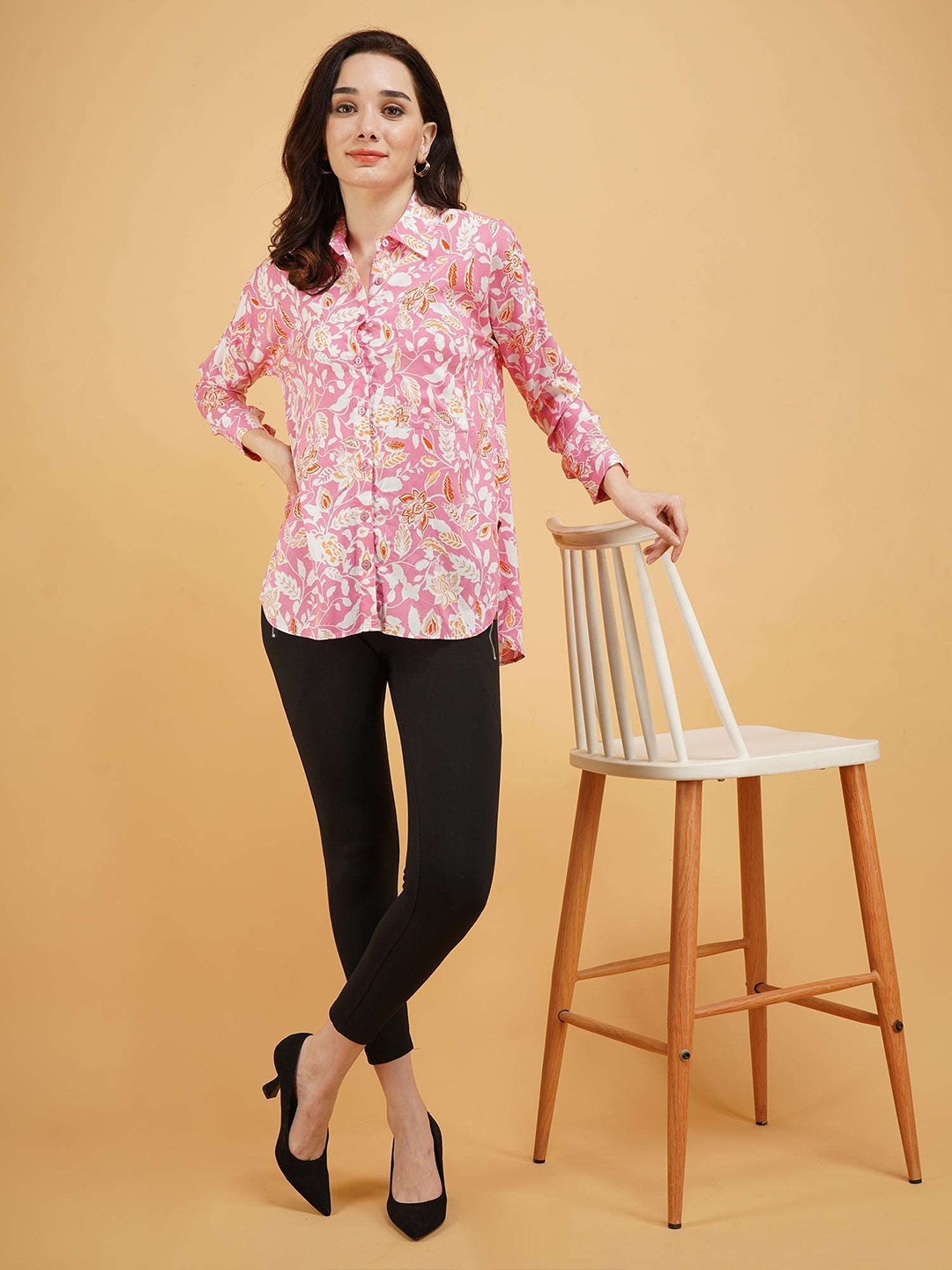 

DESIGNS BY QUEEN BEE Women Floral Printed Opaque Casual Shirt, Pink
