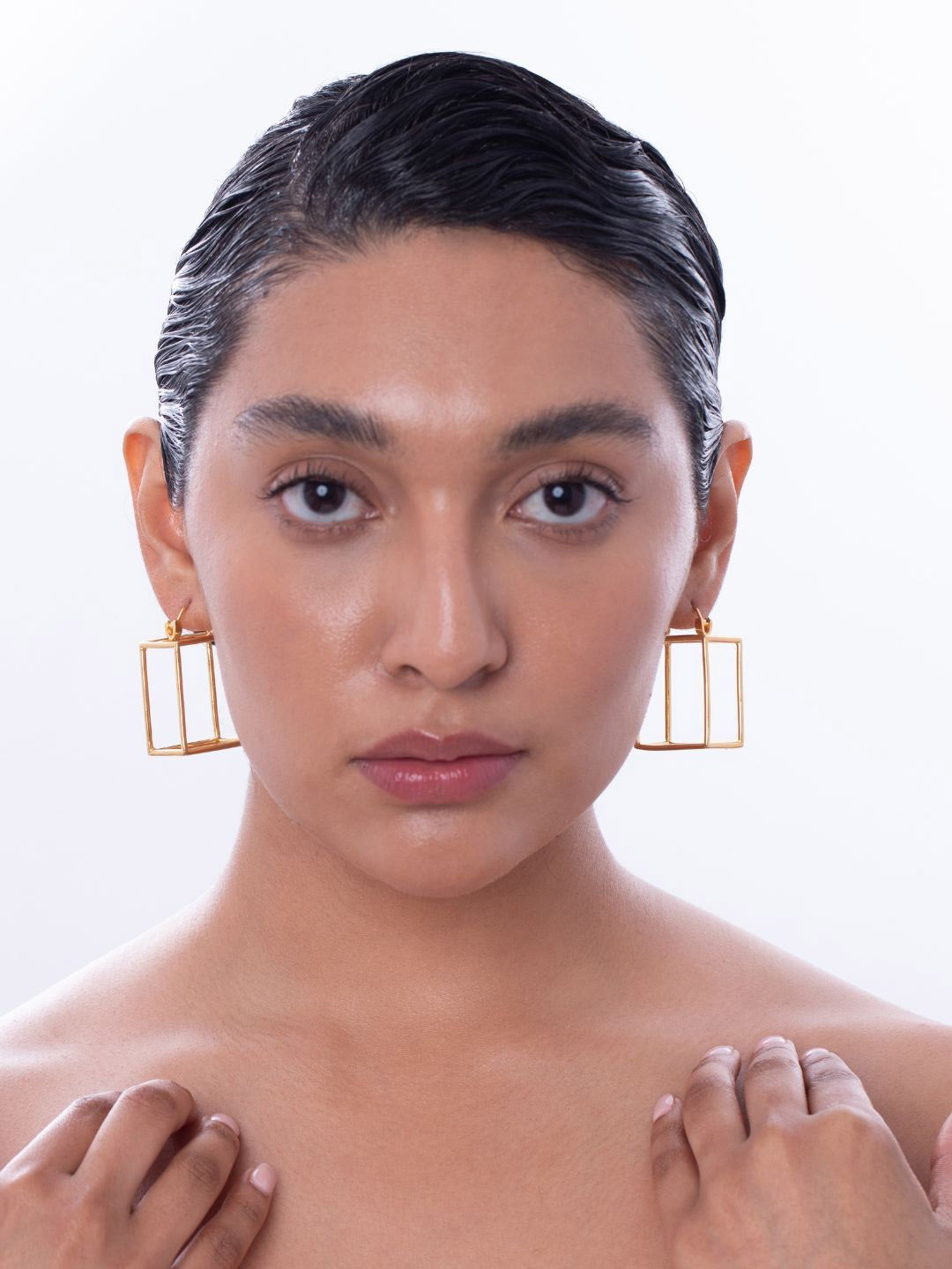 

Ethnic Andaz Circular Hoop Earrings, Gold