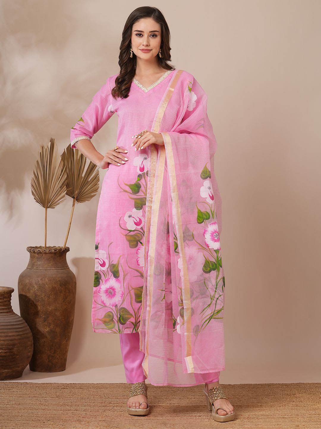 

FASHOR Floral Printed Sequinned Straight Kurta With Trousers & Dupatta, Pink