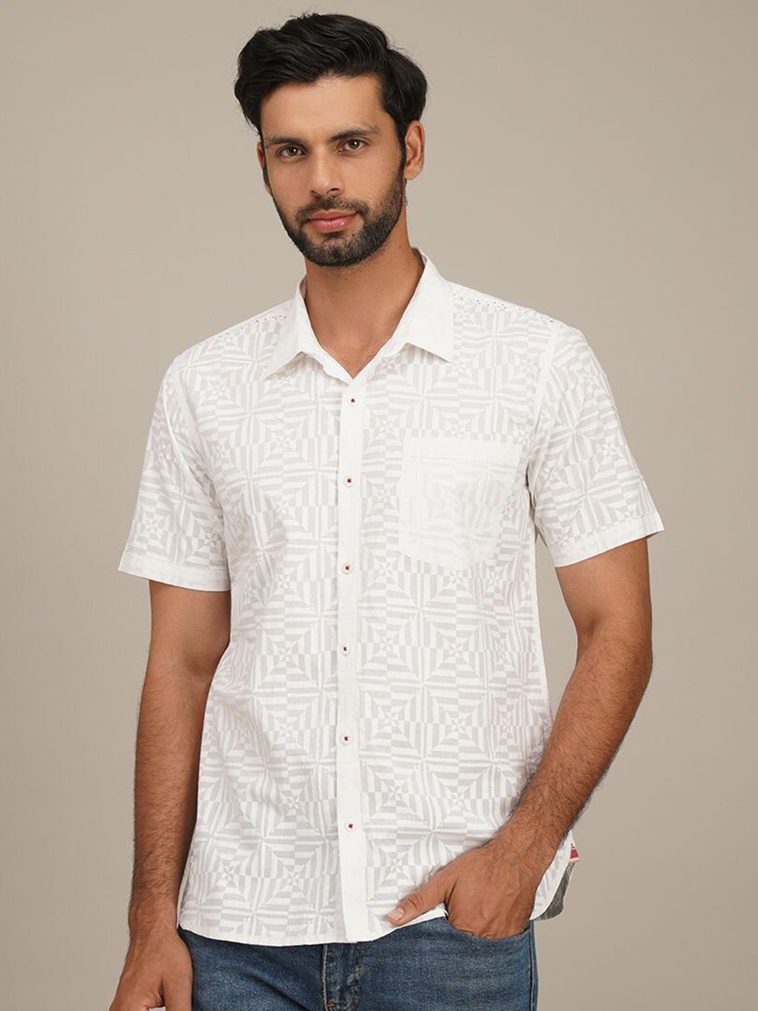

JAYPORE Men Standard Abstract Printed Casual Shirt, White