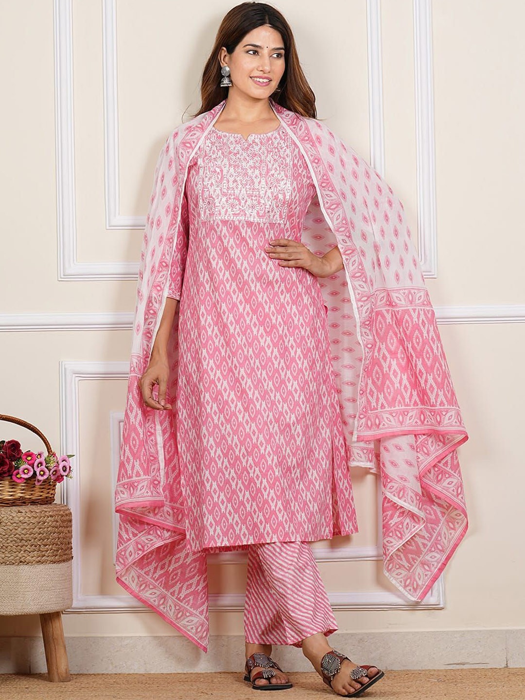 

Radhika Fashion Geometric Printed Thread Work Pure Cotton Kurta & Trouser & Dupatta, Pink