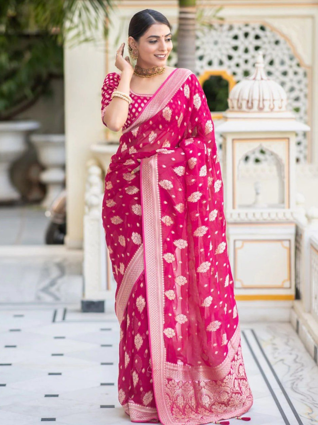 

Fashion Booms Woven Design Zari Pure Silk Banarasi Saree, Pink