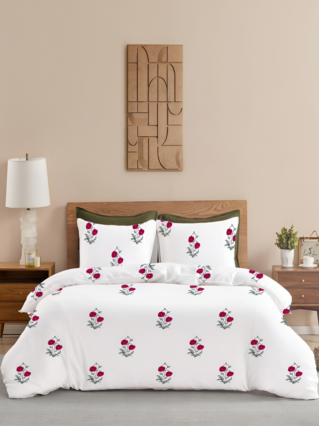 

HOMEMONDE Red & Green Floral Printed King Duvet Cover