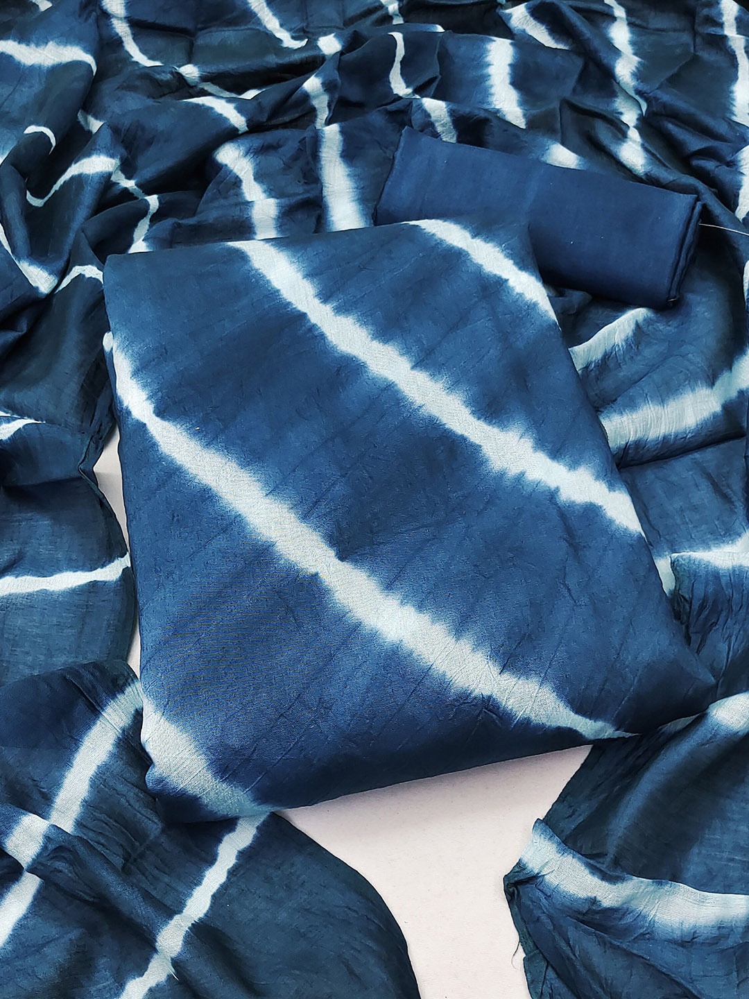 

Maroosh Striped Unstitched Dress Material, Blue
