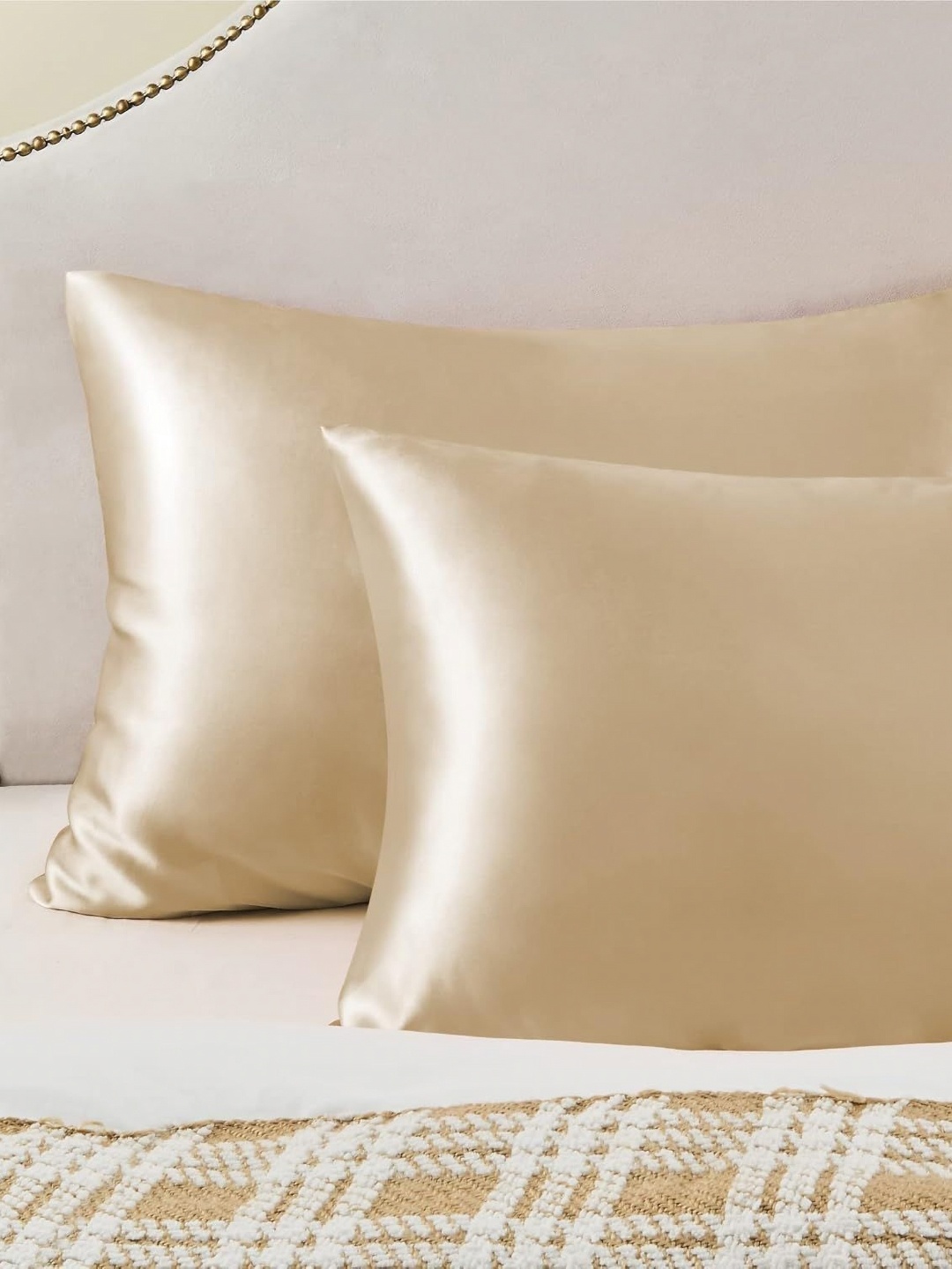 

DEHMAN Gold-Toned 2 Pieces Pure Silk Rectangle Pillow Covers