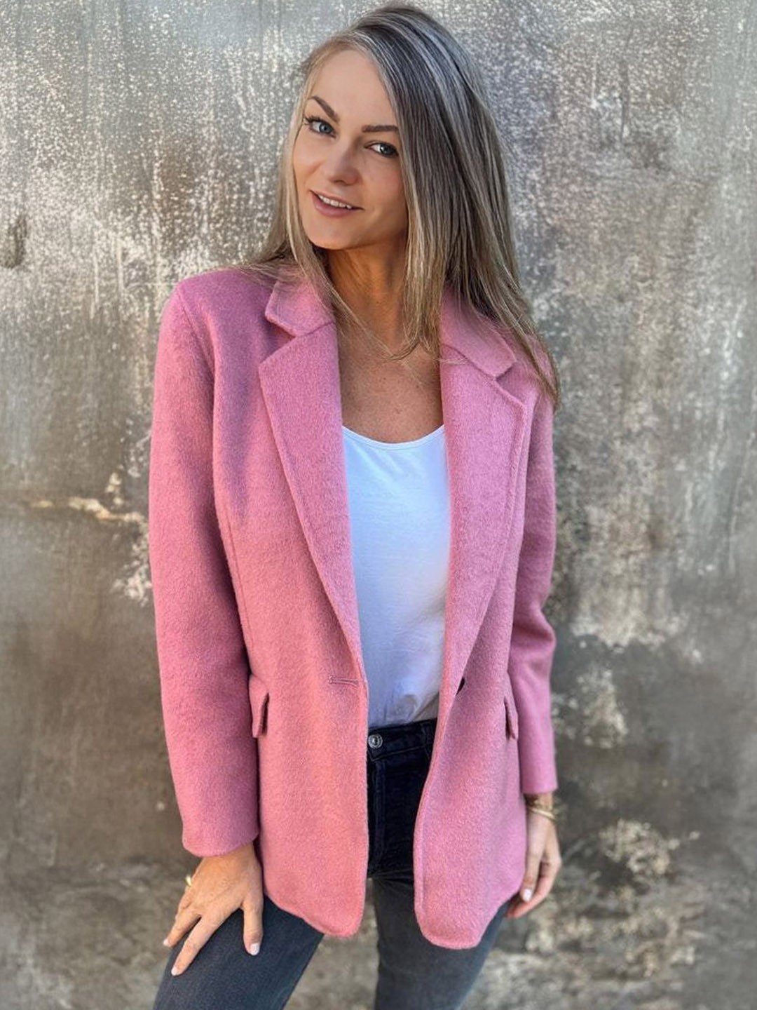 

StyleCast Women Solid Longline Tailored Jacket, Pink