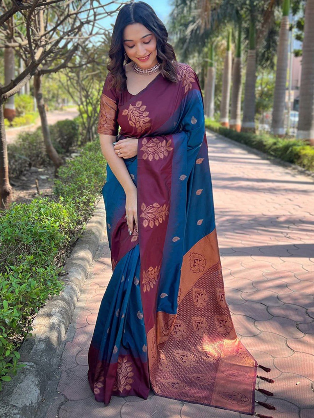 

Visit Wear Woven Design Zari Pure Silk Banarasi Saree, Blue