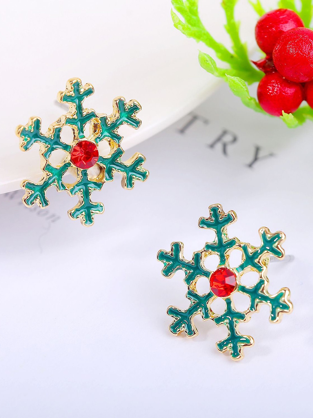 

StyleCast x Revolte Gold-Plated Stone Studded Contemporary Studs