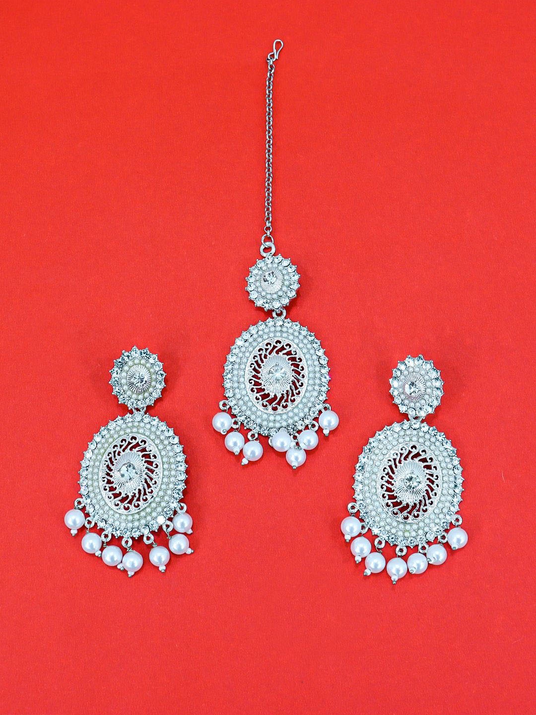 

FIMBUL Silver-Plated Kundan & Beaded Jewellery Set