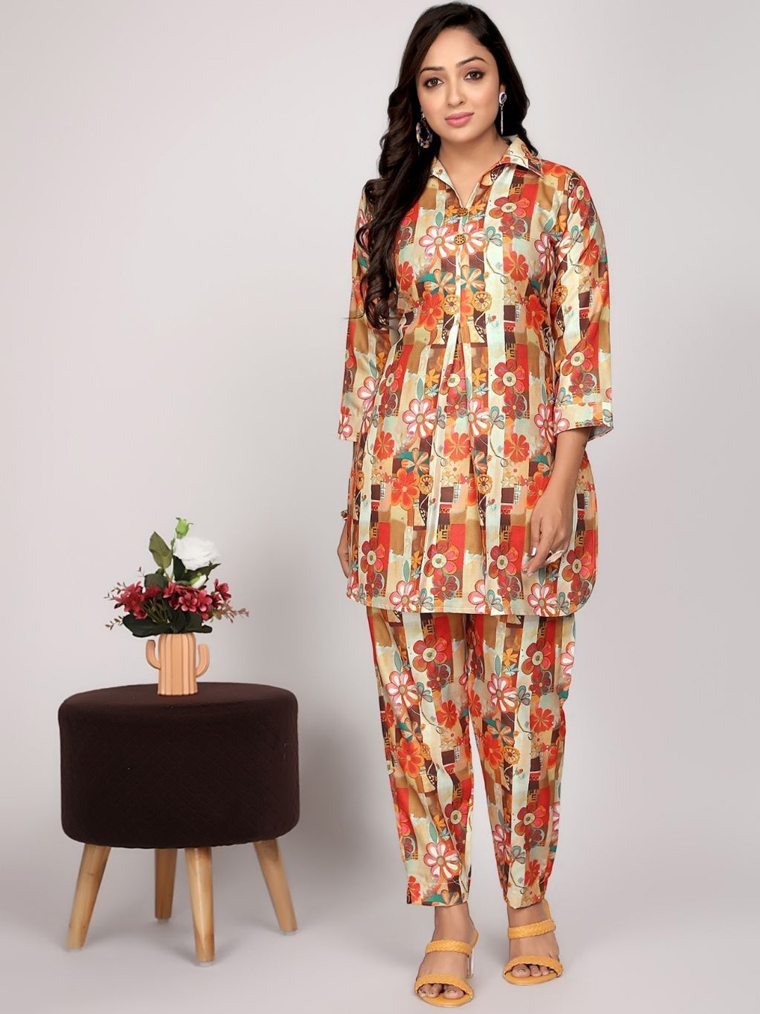 

NIJANAND TEXTILE Shirt Collar Printed Pure Cotton Top With Trousers, Orange