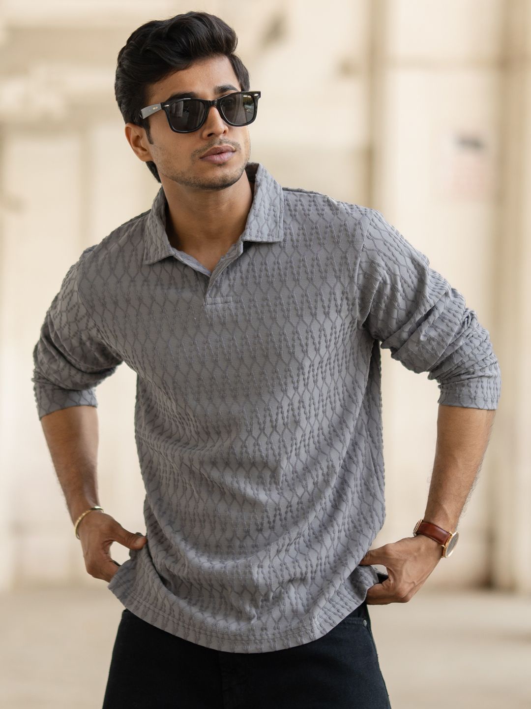 

Powerlook Men Self Design Polo Collar T-shirt, Grey