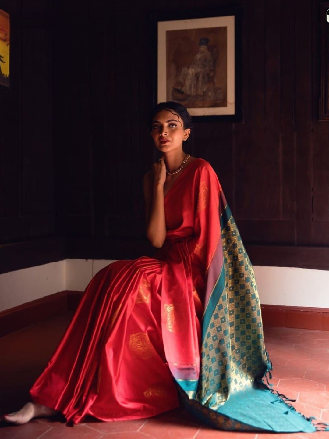 

Fashion Booms Woven Design Pure Silk Banarasi Saree, Red