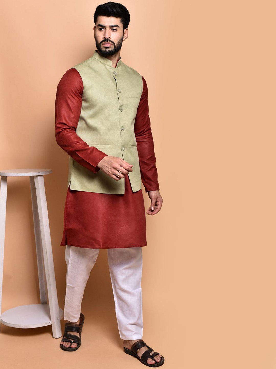 

PRINTINDIA Men Regular Pure Cotton Kurta with Trousers, Maroon