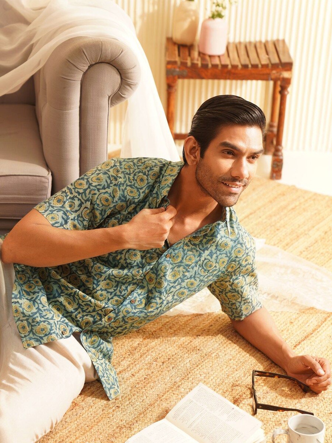 

JAYPORE Men Standard Floral Printed Casual Pure Cotton Shirt, Green