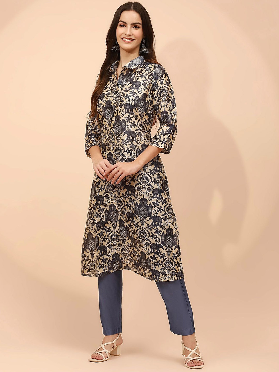 

Me&I Ethnic Motifs Printed Shirt Collar A-Line Kurta with Trousers, Navy blue