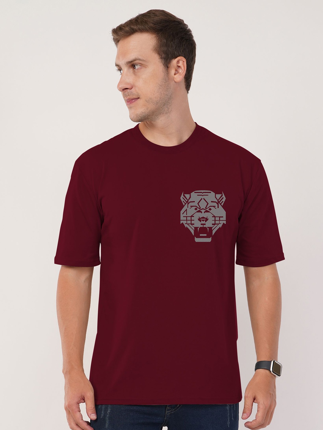 

AUSK Men Printed Applique T-shirt, Maroon