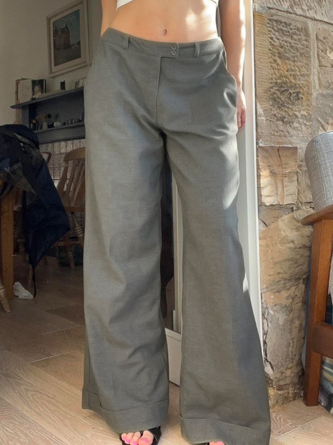 

LULU & SKY Women Loose Fit Mid-Rise Trousers, Grey