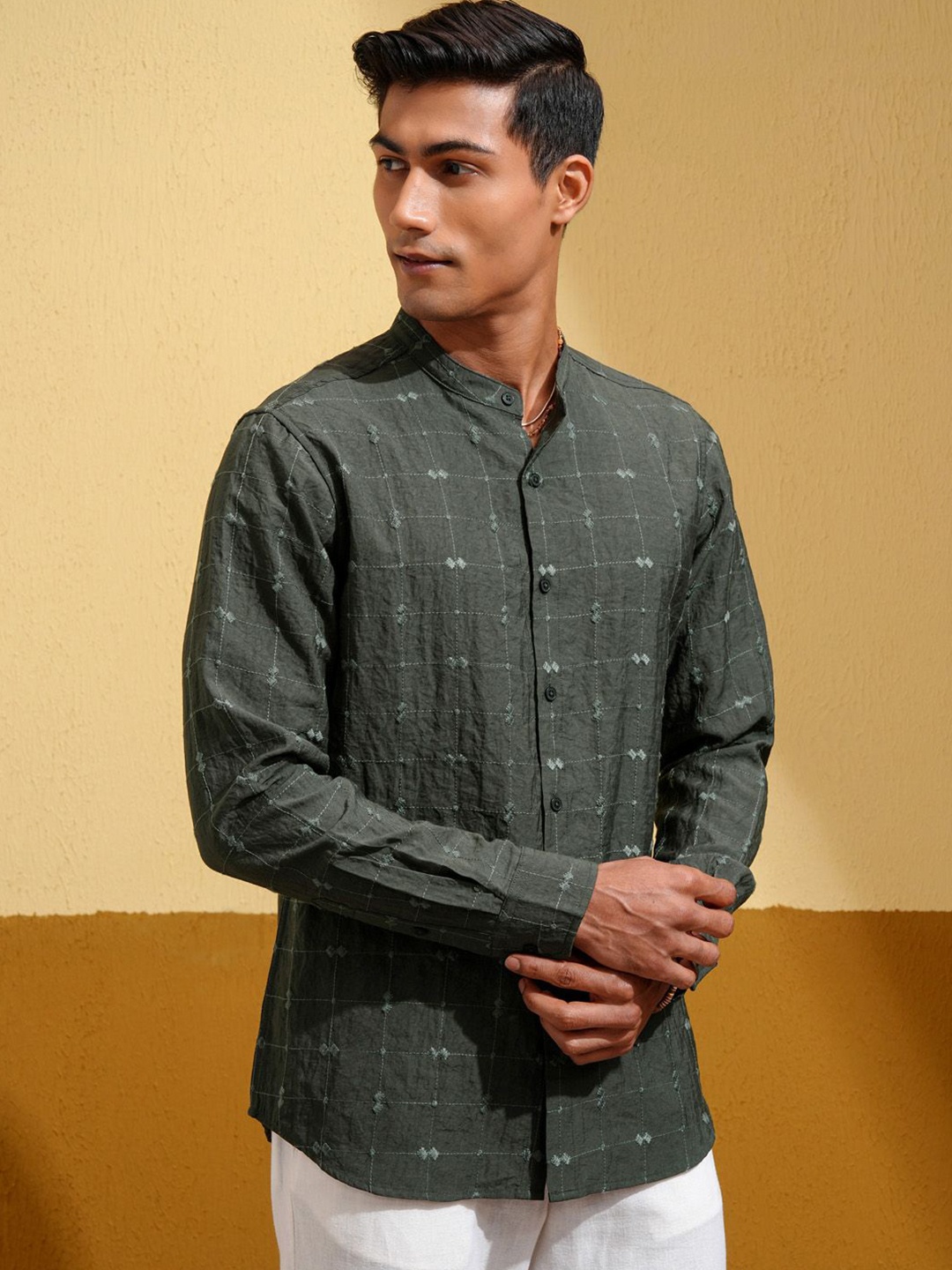 

HIGHLANDER Men Slim Fit Checked Opaque Casual Shirt, Green