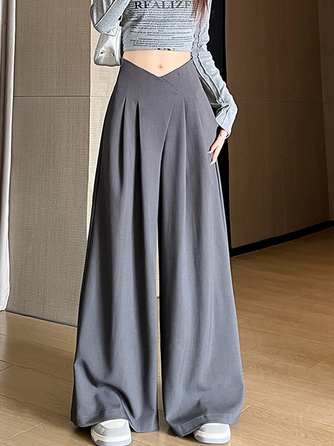 

LULU & SKY Women Loose Fit Pleated Trousers, Grey