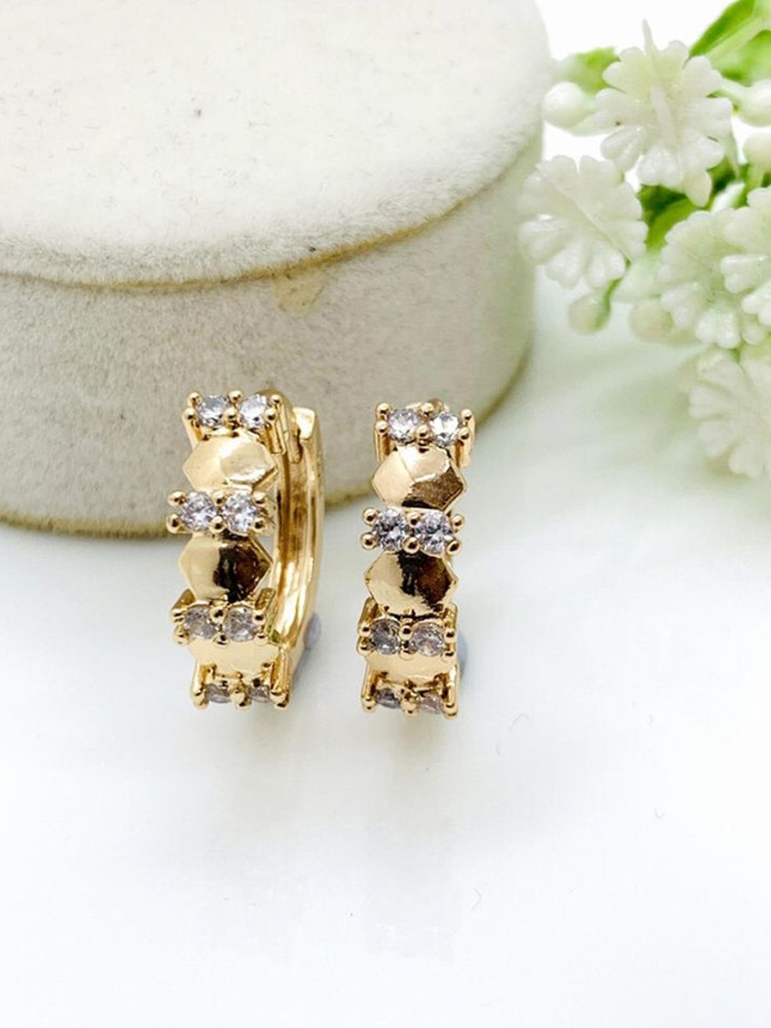 

Wynona Copper-Plated Circular American Diamond & Cubic Zirconia Hoop Earrings, Gold
