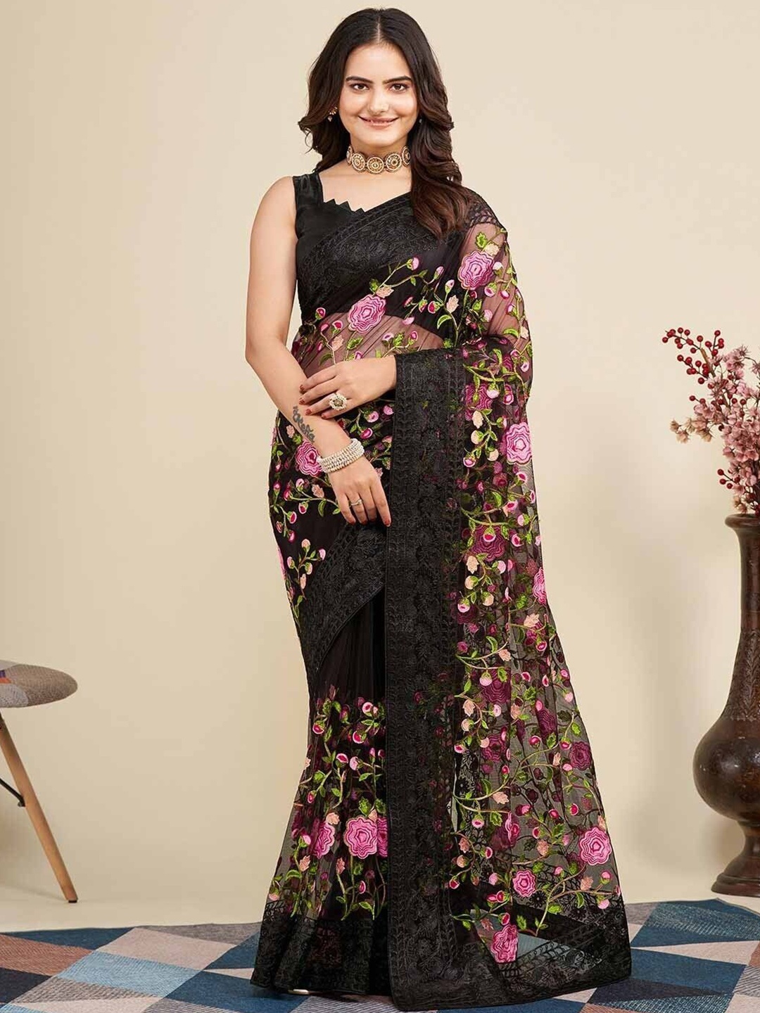 

APNISHA Floral Embroidered Net Saree, Black