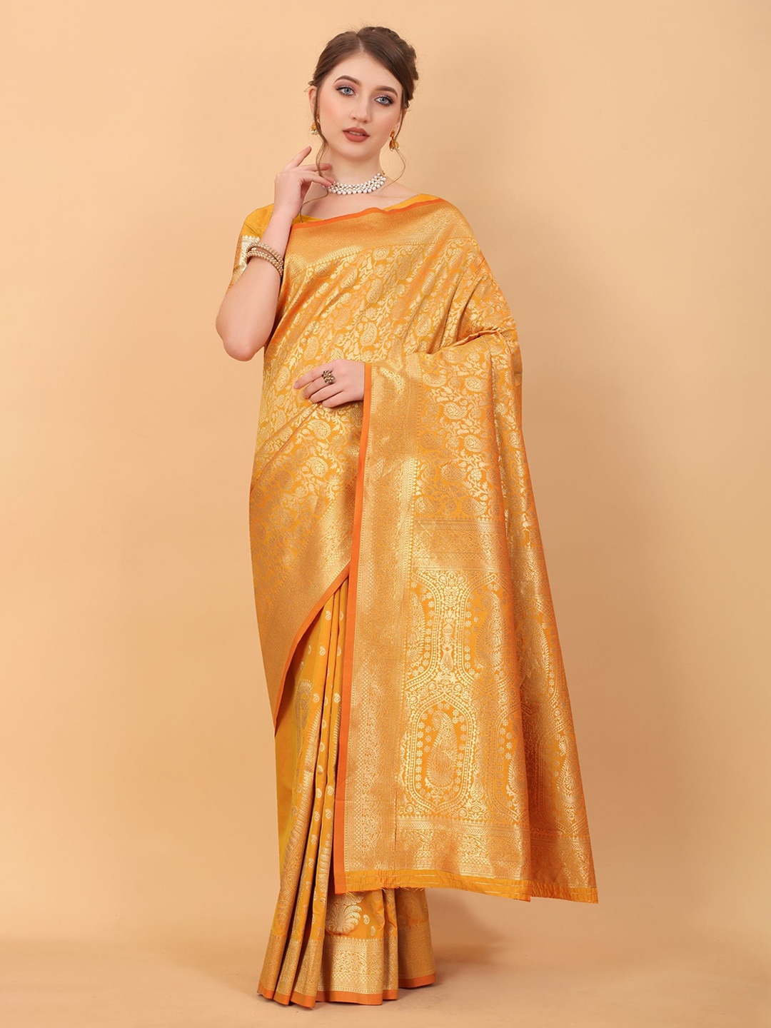 

Anaita Woven Design Banarasi Saree, Yellow