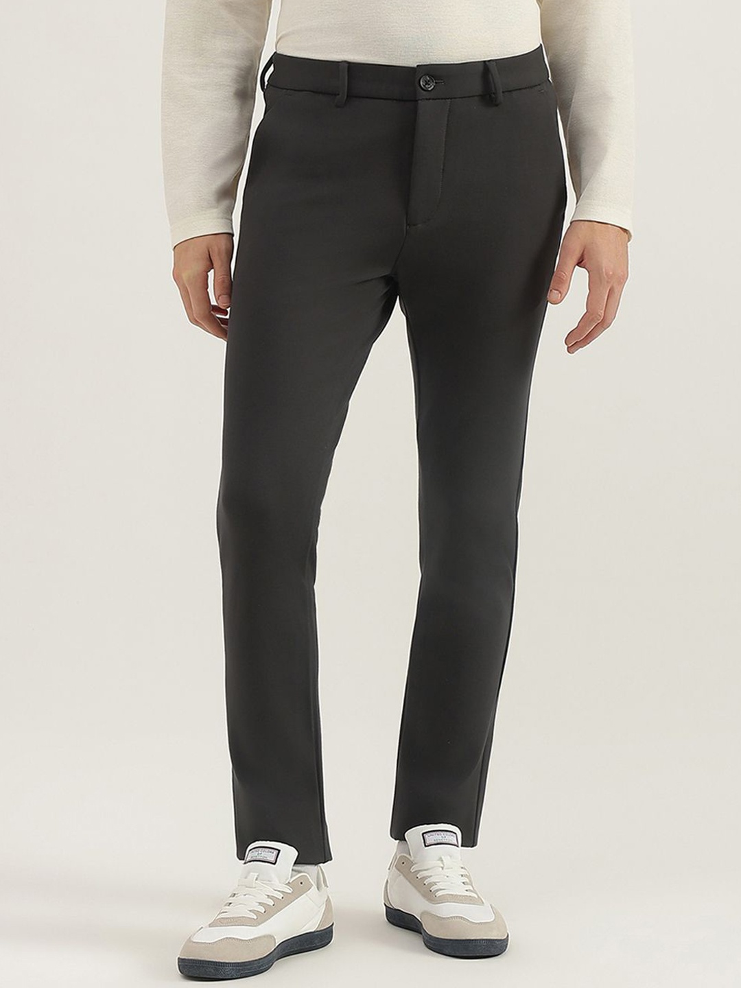 

United Colors of Benetton Men Slim Fit Trousers, Blue