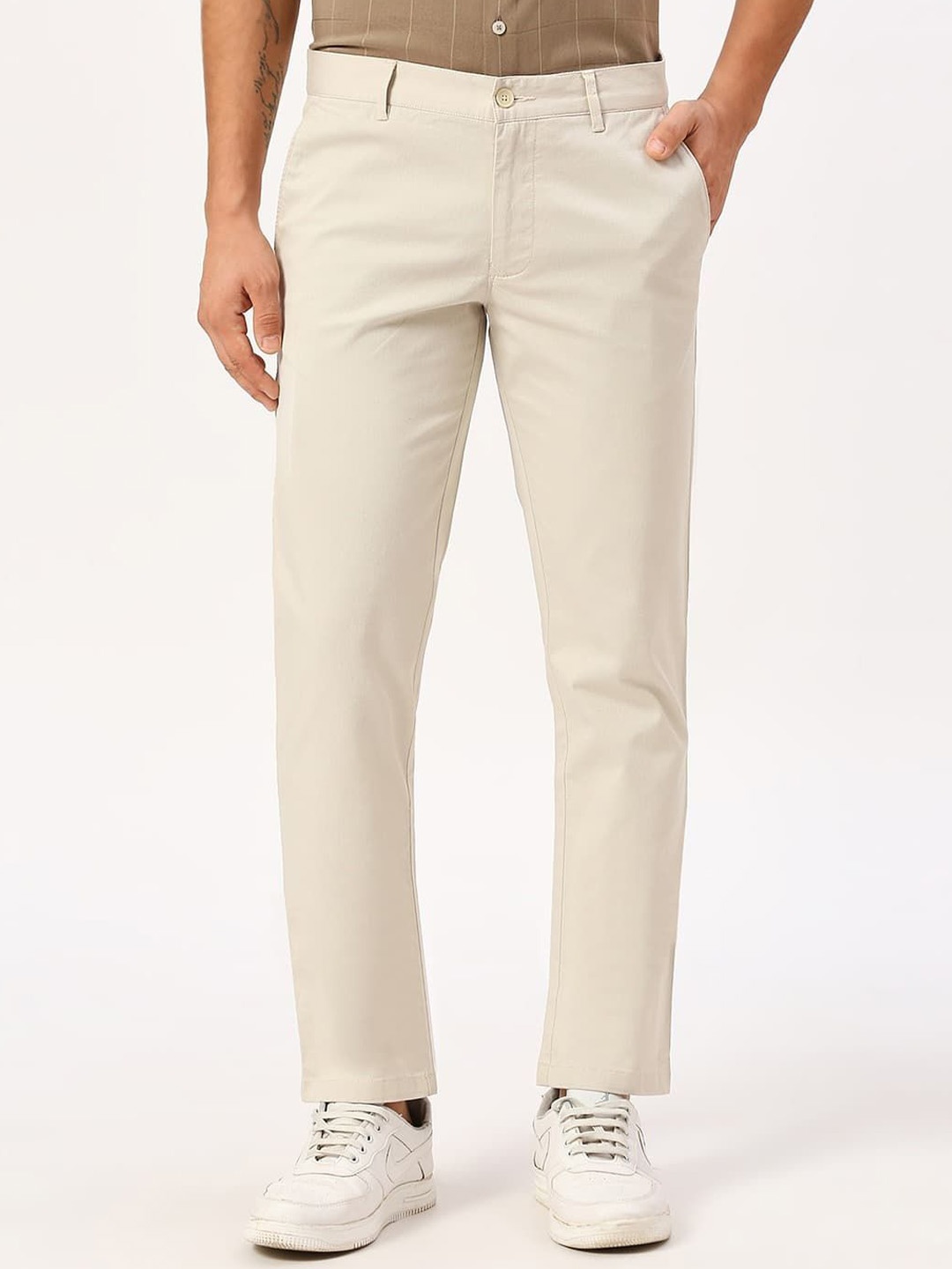 

Basics Men Tapered Fit Trousers, Beige